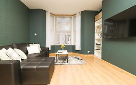 Anfield Luxe Retreat - Stylish Stay With Parking - Steps From Stadium - Short Drive To City Centre