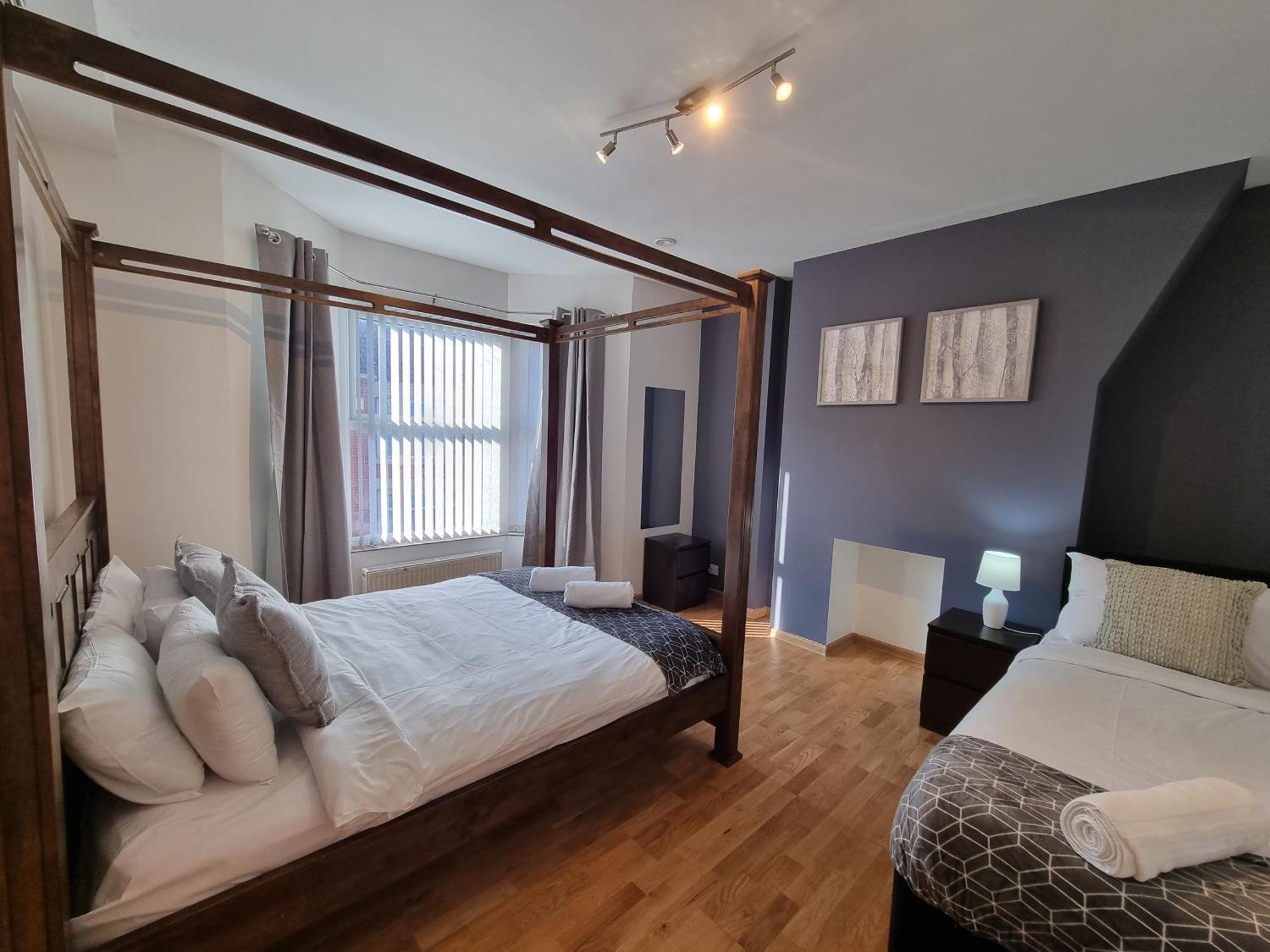 Anfield Luxe Retreat - Stylish Stay With Parking - Steps From Stadium - Short Drive To City Centre Liverpool Exterior photo