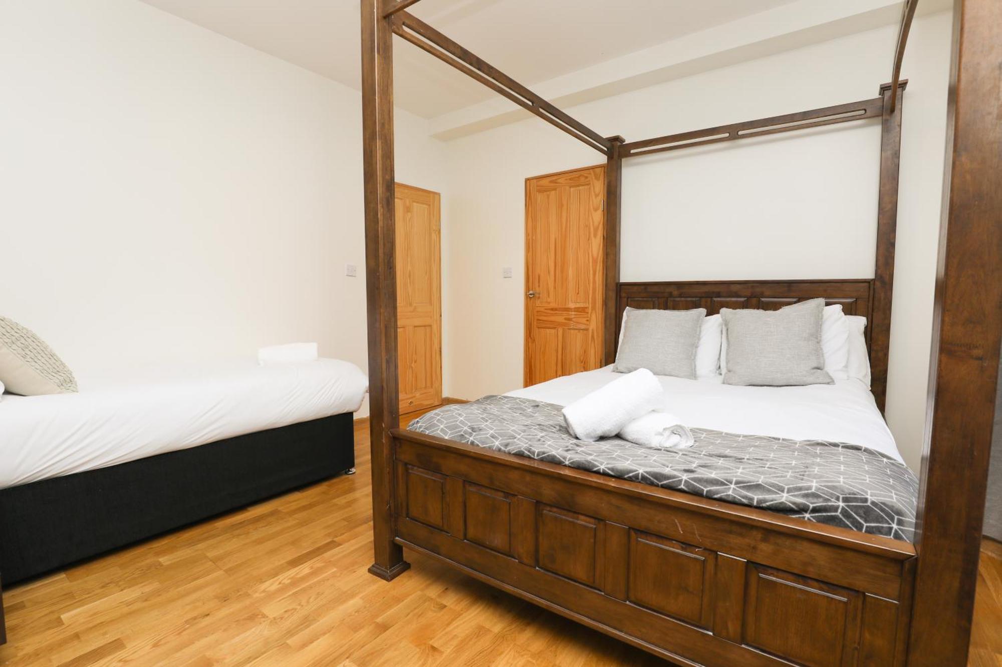 Anfield Luxe Retreat - Stylish Stay With Parking - Steps From Stadium - Short Drive To City Centre Liverpool Exterior photo