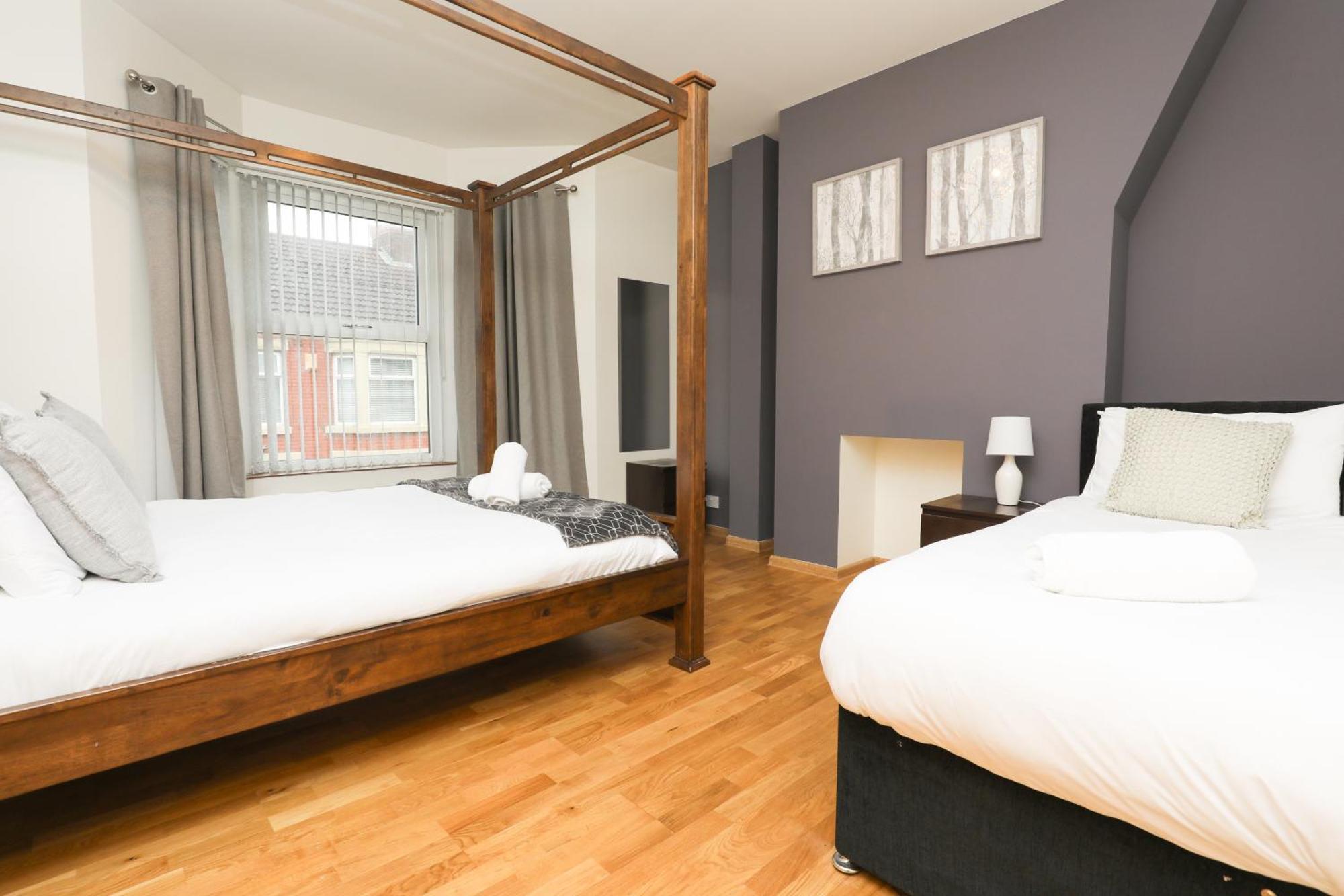 Anfield Luxe Retreat - Stylish Stay With Parking - Steps From Stadium - Short Drive To City Centre Liverpool Exterior photo