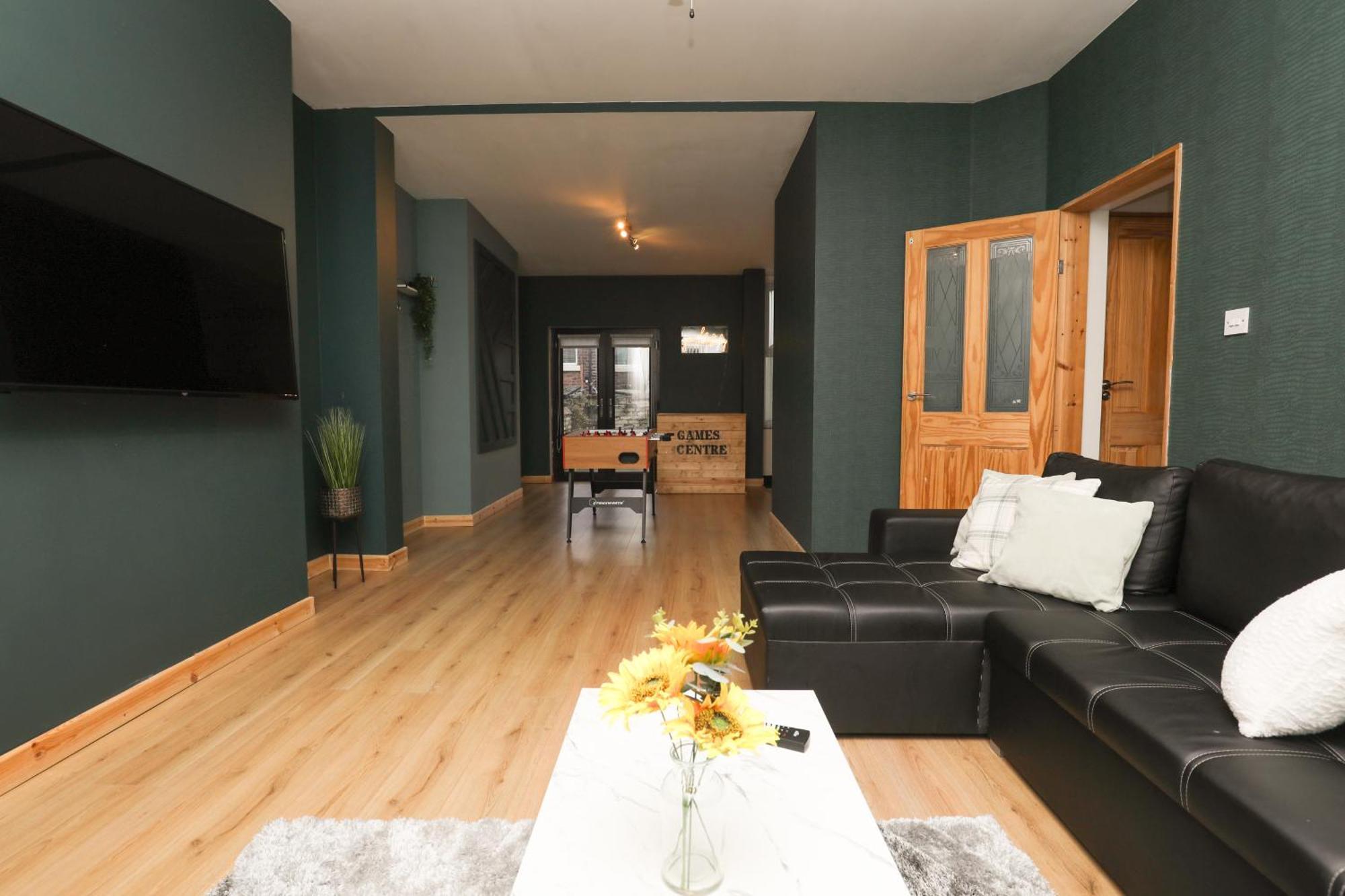 Anfield Luxe Retreat - Stylish Stay With Parking - Steps From Stadium - Short Drive To City Centre Liverpool Exterior photo